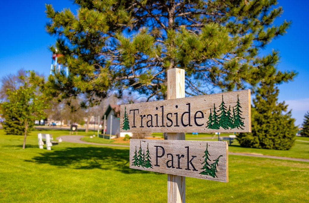 Trailside Park sign