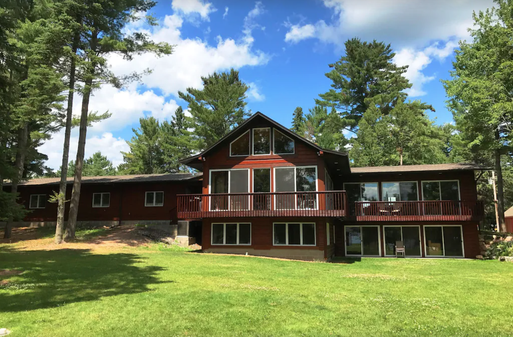 Private Lodge, Whitefish Chain Family Retreat